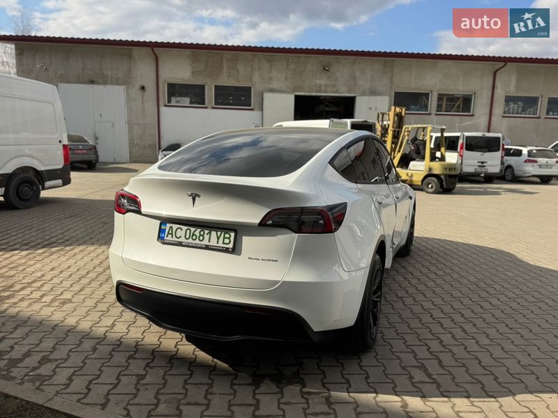 Внедорожник / Кроссовер Tesla Model Y 2022 в Луцке