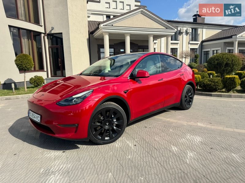 Внедорожник / Кроссовер Tesla Model Y 2023 в Стрые