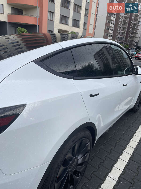 Внедорожник / Кроссовер Tesla Model Y 2023 в Одессе