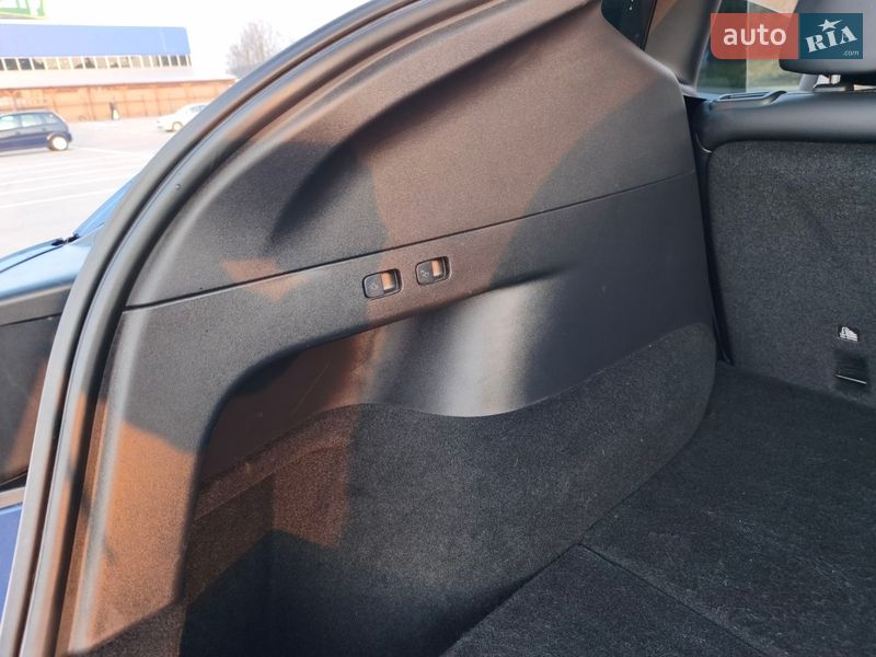 Внедорожник / Кроссовер Tesla Model Y 2021 в Львове фото 60 Внедорожник / Кроссовер Tesla Model Y 2021 в Львове