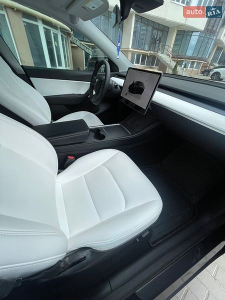 Внедорожник / Кроссовер Tesla Model Y 2022 в Тернополе фото 28 Внедорожник / Кроссовер Tesla Model Y 2022 в Тернополе