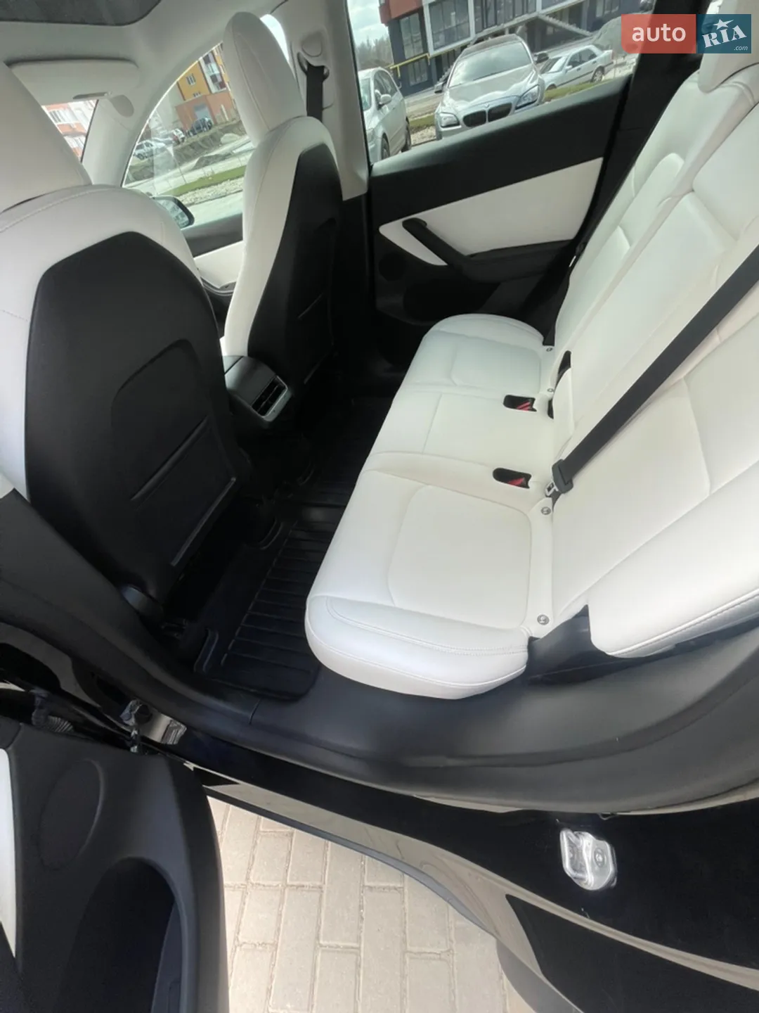 2022 Tesla Model Y - мініатюра 32