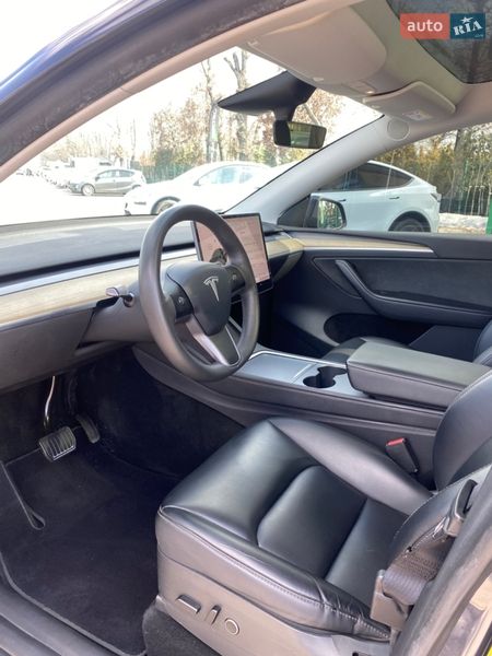 Внедорожник / Кроссовер Tesla Model Y 2023 в Киеве