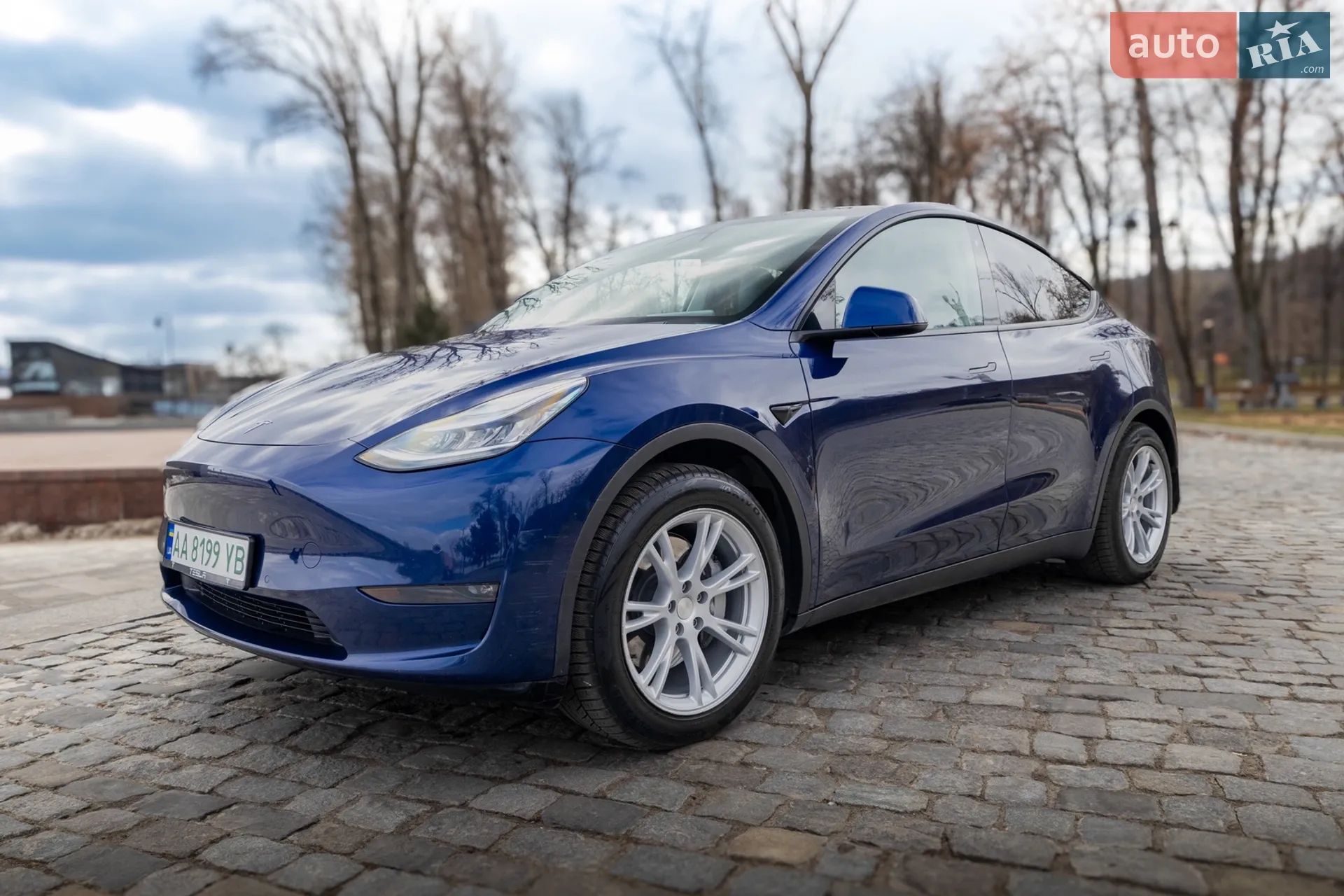 2020 Tesla Model Y - мініатюра 3