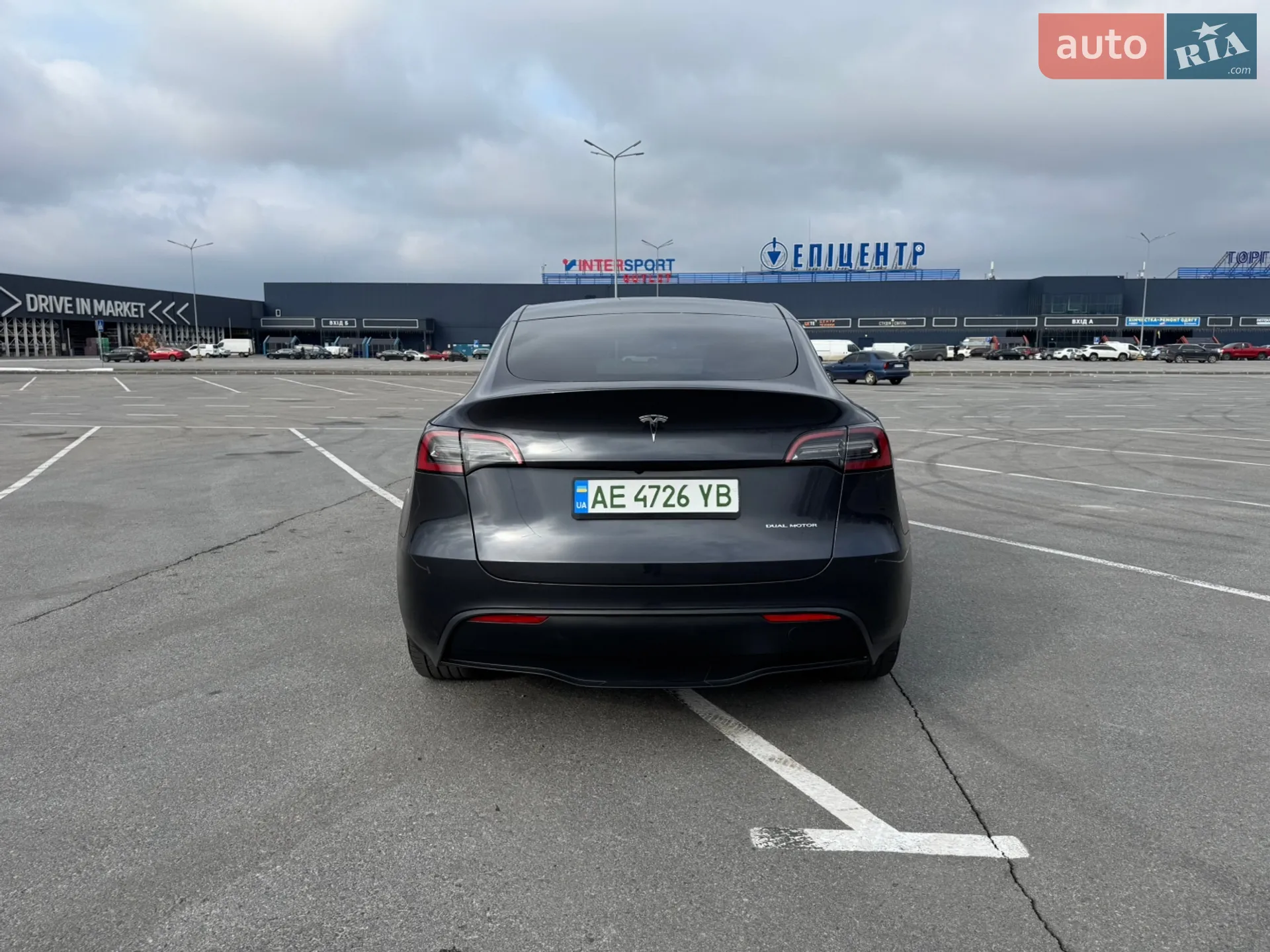 2024 Tesla Model Y - мініатюра 4