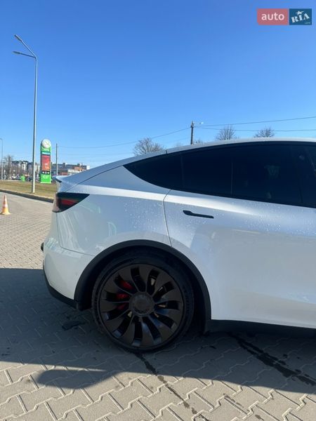 Внедорожник / Кроссовер Tesla Model Y 2022 в Житомире