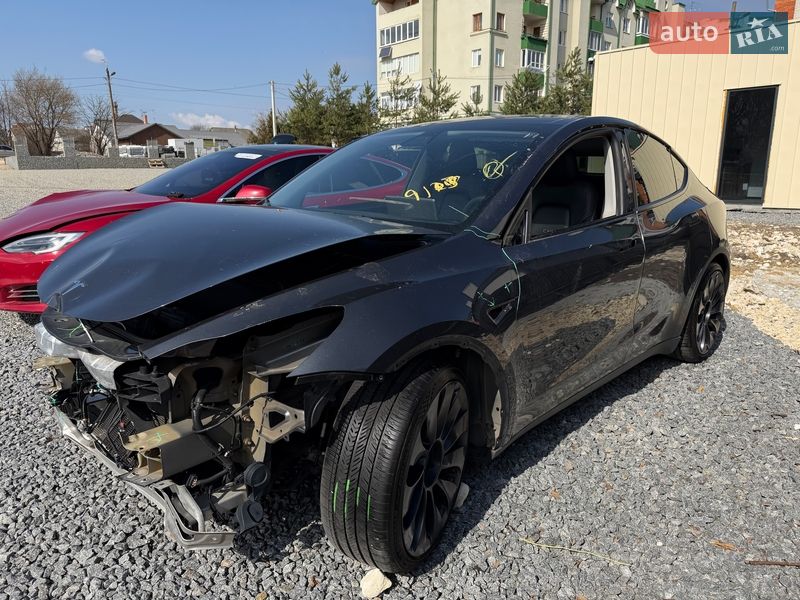 Позашляховик / Кросовер Tesla Model Y 2022 в Дрогобичі