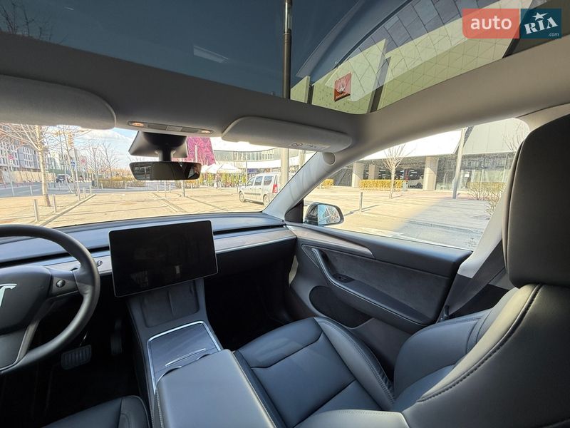 Внедорожник / Кроссовер Tesla Model Y 2023 в Киеве фото 28 Внедорожник / Кроссовер Tesla Model Y 2023 в Киеве
