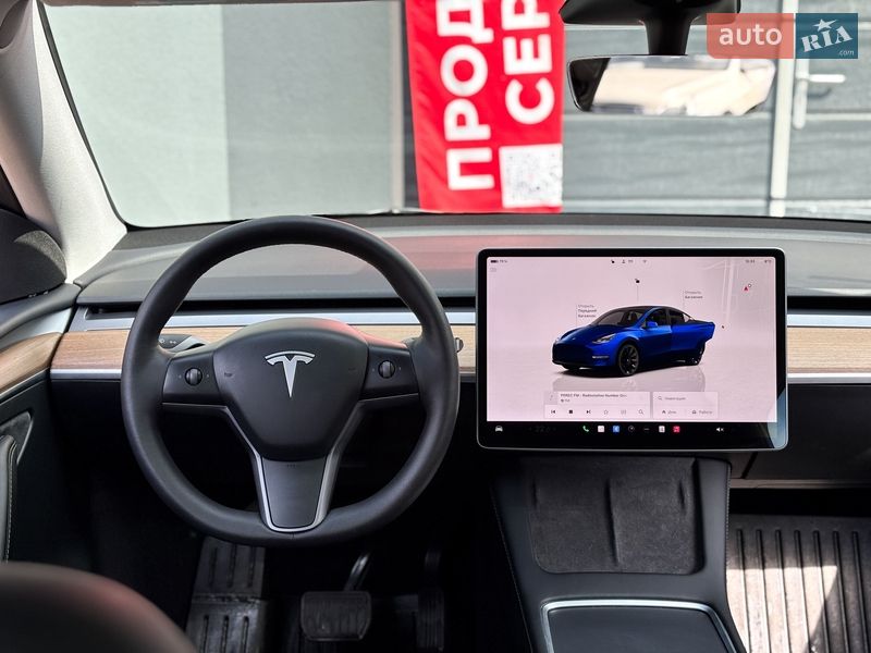Внедорожник / Кроссовер Tesla Model Y 2023 в Киеве