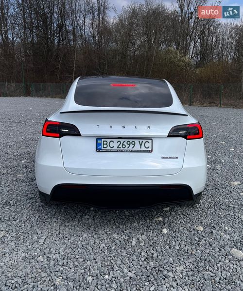 Позашляховик / Кросовер Tesla Model Y 2023 в Львові фото 6 Позашляховик / Кросовер Tesla Model Y 2023 в Львові