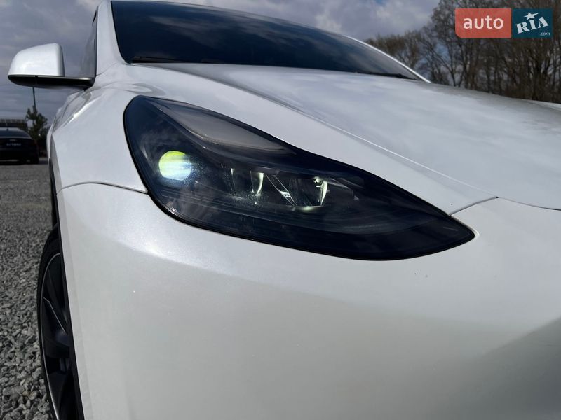 Позашляховик / Кросовер Tesla Model Y 2023 в Львові фото 16 Позашляховик / Кросовер Tesla Model Y 2023 в Львові