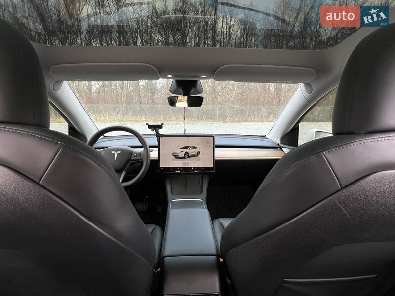 Позашляховик / Кросовер Tesla Model Y 2023 в Львові фото 21 Позашляховик / Кросовер Tesla Model Y 2023 в Львові