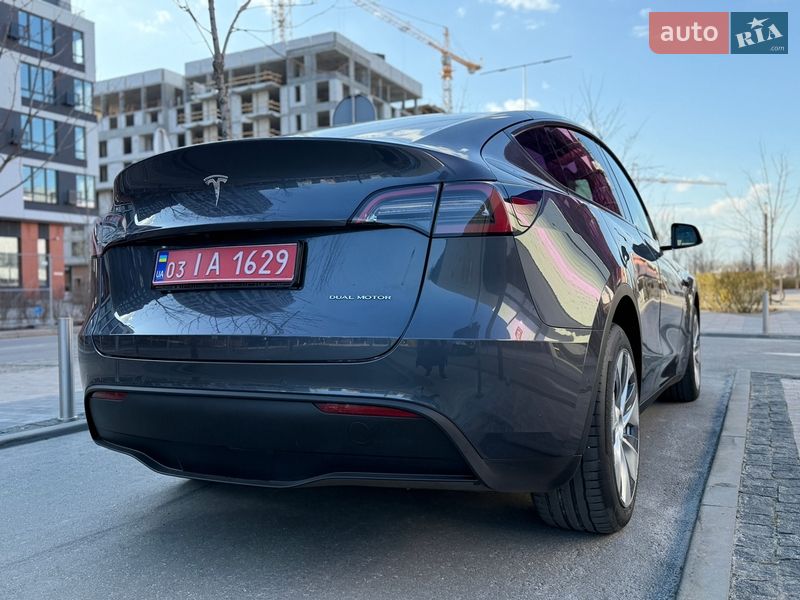 Внедорожник / Кроссовер Tesla Model Y 2022 в Киеве фото 9 Внедорожник / Кроссовер Tesla Model Y 2022 в Киеве