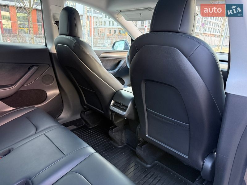 Внедорожник / Кроссовер Tesla Model Y 2022 в Киеве фото 27 Внедорожник / Кроссовер Tesla Model Y 2022 в Киеве