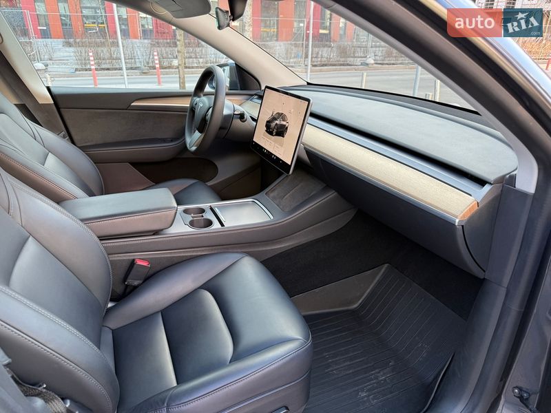 Внедорожник / Кроссовер Tesla Model Y 2022 в Киеве фото 34 Внедорожник / Кроссовер Tesla Model Y 2022 в Киеве
