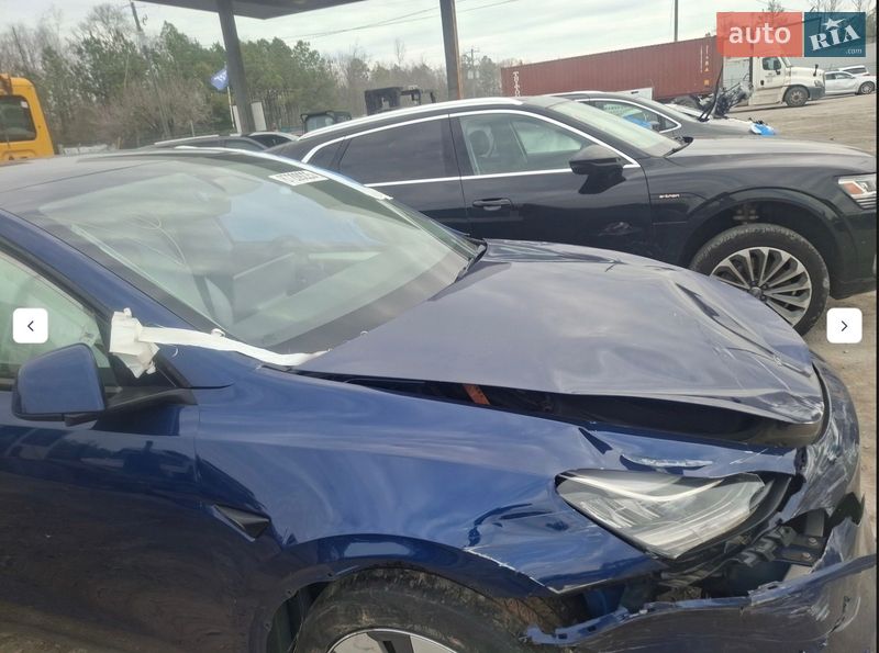 Позашляховик / Кросовер Tesla Model Y 2023 в Львові