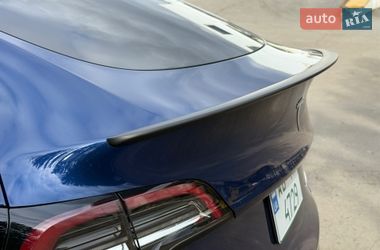 Внедорожник / Кроссовер Tesla Model Y 2021 в Виннице