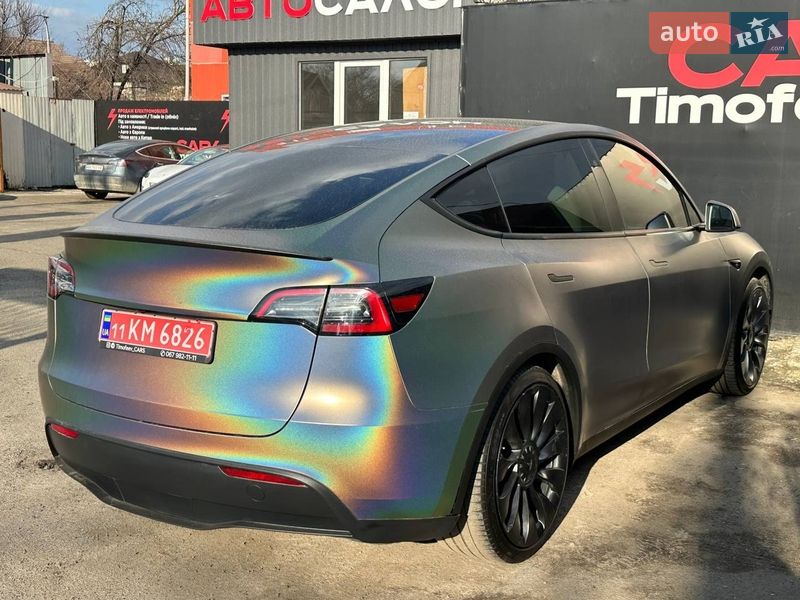 Внедорожник / Кроссовер Tesla Model Y 2024 в Киеве