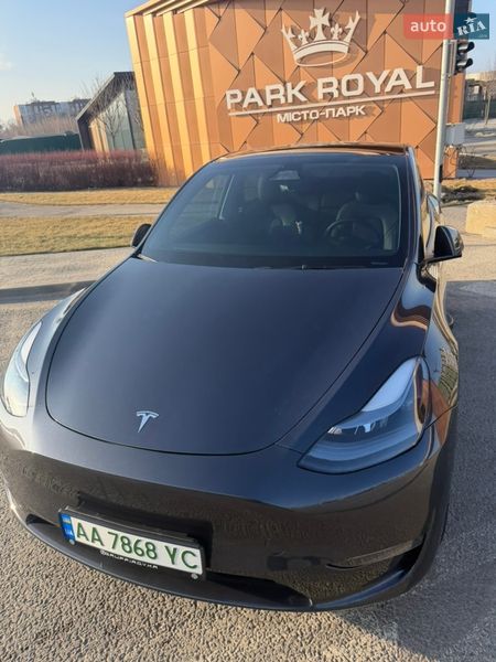Внедорожник / Кроссовер Tesla Model Y 2024 в Буче
