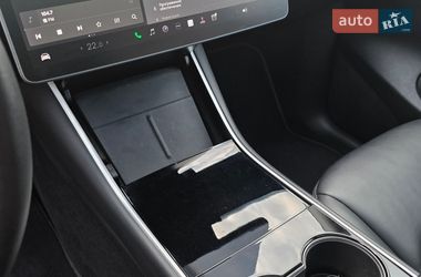 Внедорожник / Кроссовер Tesla Model Y 2020 в Львове