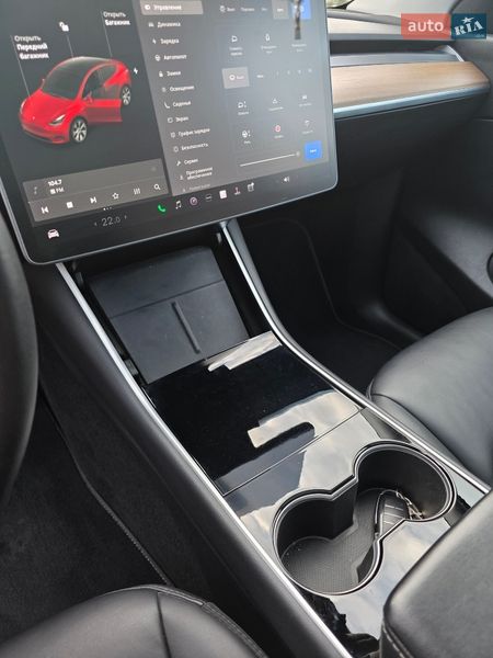 Внедорожник / Кроссовер Tesla Model Y 2020 в Львове