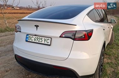Внедорожник / Кроссовер Tesla Model Y 2023 в Львове