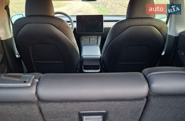 Внедорожник / Кроссовер Tesla Model Y 2023 в Львове
