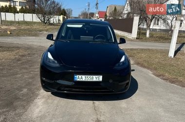 Внедорожник / Кроссовер Tesla Model Y 2023 в Киеве