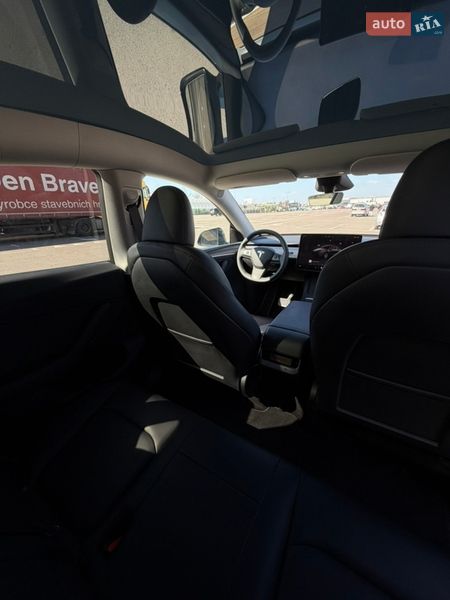 Позашляховик / Кросовер Tesla Model Y 2024 в Львові