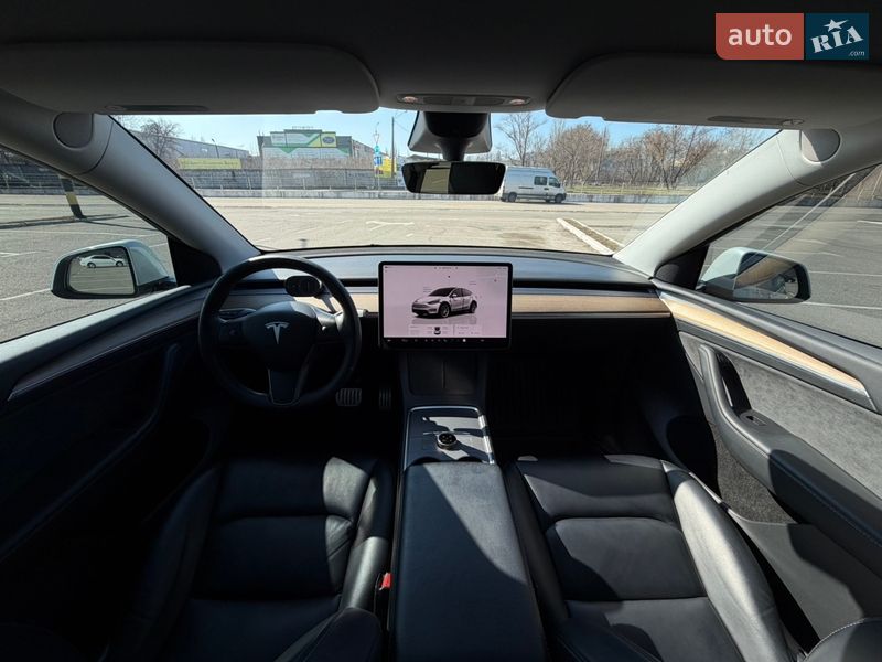 Позашляховик / Кросовер Tesla Model Y 2022 в Києві фото 24 Позашляховик / Кросовер Tesla Model Y 2022 в Києві
