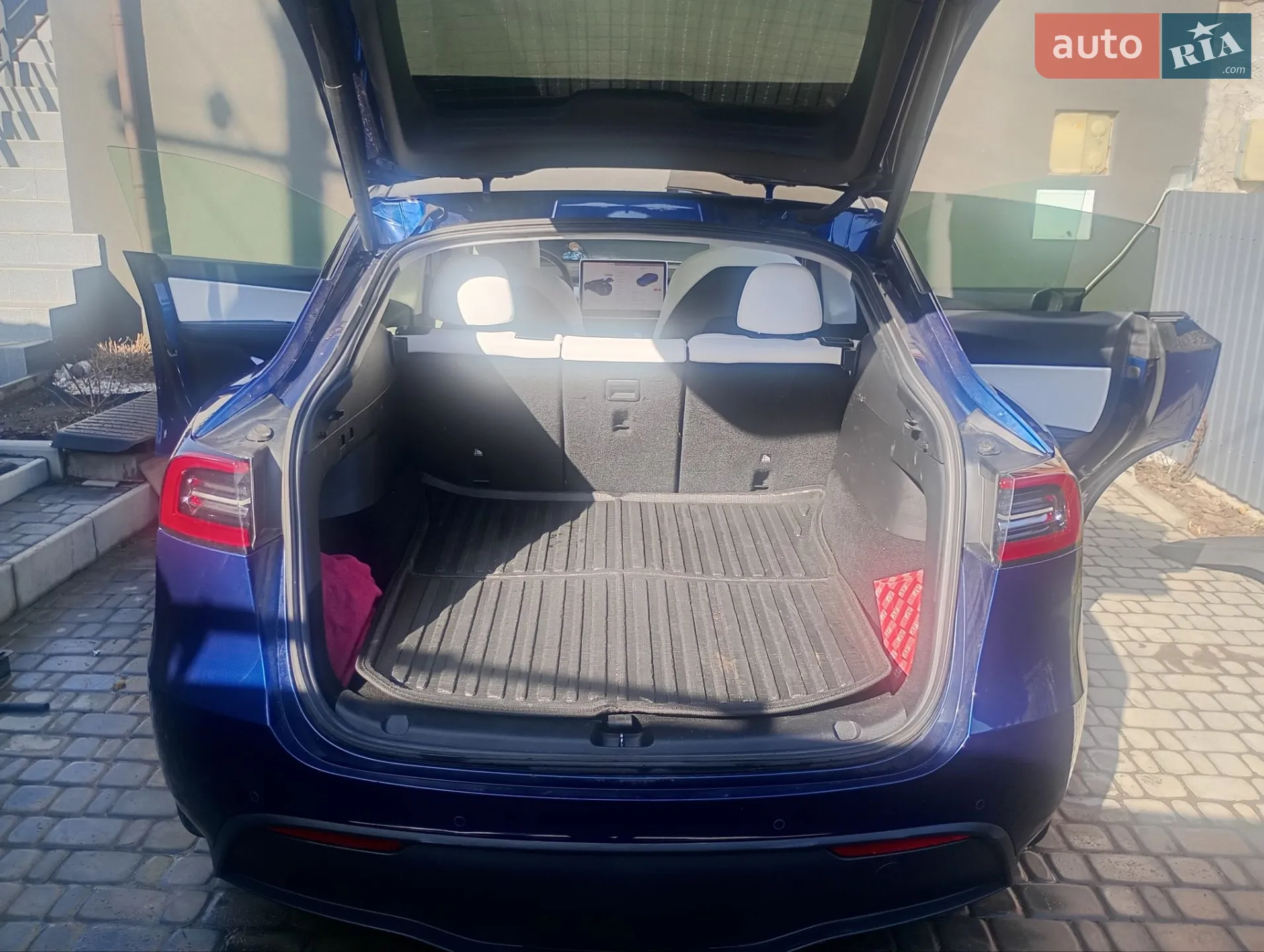 2021 Tesla Model Y - мініатюра 19