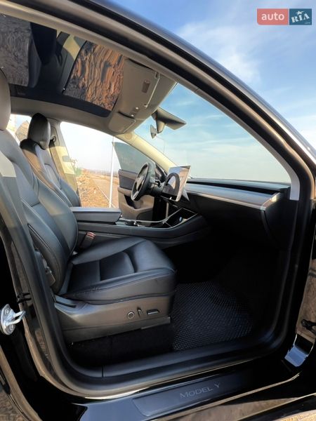 Позашляховик / Кросовер Tesla Model Y 2021 в Вінниці фото 14 Позашляховик / Кросовер Tesla Model Y 2021 в Вінниці