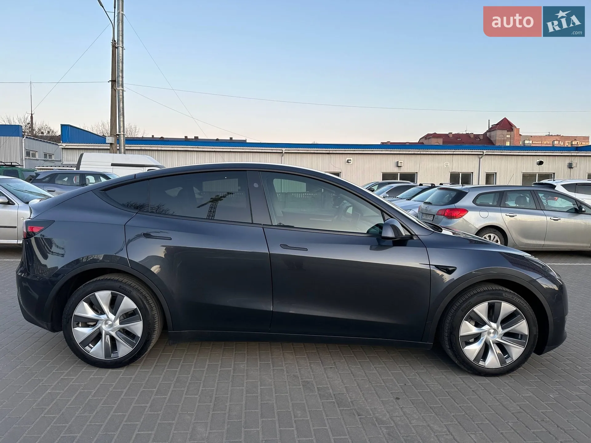 2024 Tesla Model Y - мініатюра 9