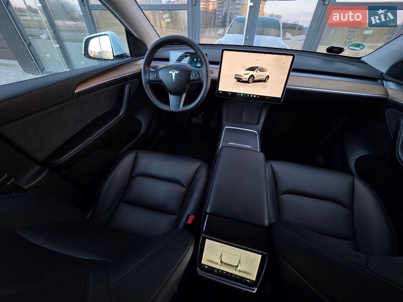 Позашляховик / Кросовер Tesla Model Y 2022 в Тернополі фото 46 Позашляховик / Кросовер Tesla Model Y 2022 в Тернополі