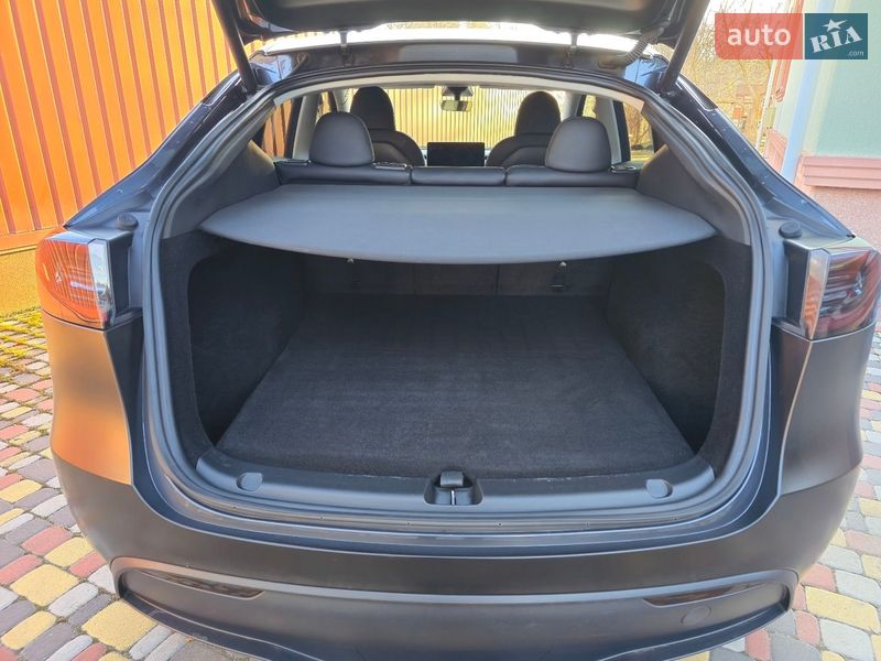 Внедорожник / Кроссовер Tesla Model Y 2022 в Киеве фото 17 Внедорожник / Кроссовер Tesla Model Y 2022 в Киеве