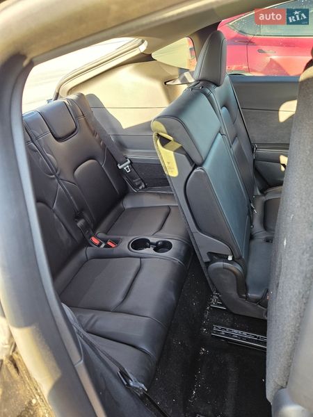 Внедорожник / Кроссовер Tesla Model Y 2024 в Харькове фото 6 Внедорожник / Кроссовер Tesla Model Y 2024 в Харькове