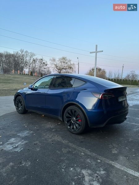Внедорожник / Кроссовер Tesla Model Y 2022 в Киеве