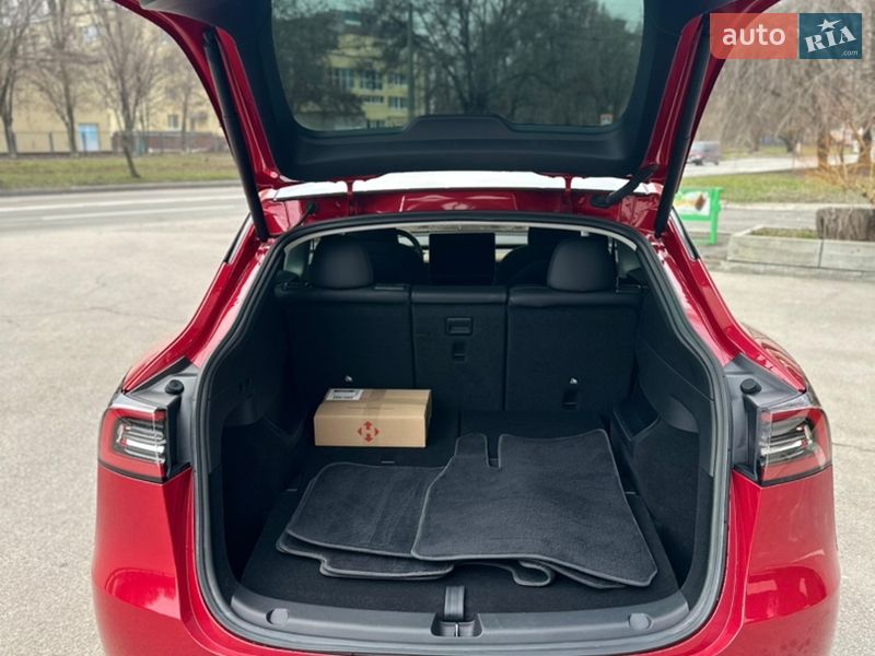 Внедорожник / Кроссовер Tesla Model Y 2022 в Днепре фото 9 Внедорожник / Кроссовер Tesla Model Y 2022 в Днепре