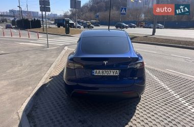 Внедорожник / Кроссовер Tesla Model Y 2020 в Киеве