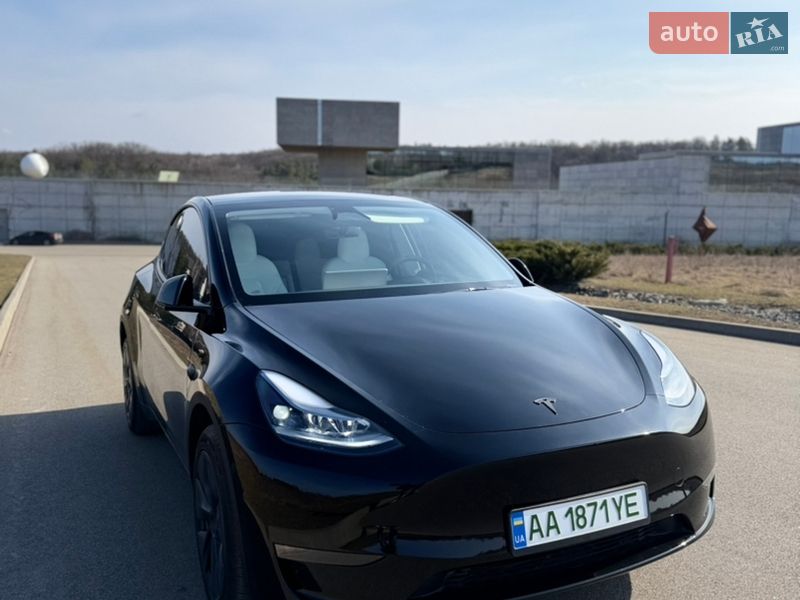 Позашляховик / Кросовер Tesla Model Y 2024 в Києві фото Позашляховик / Кросовер Tesla Model Y 2024 в Києві