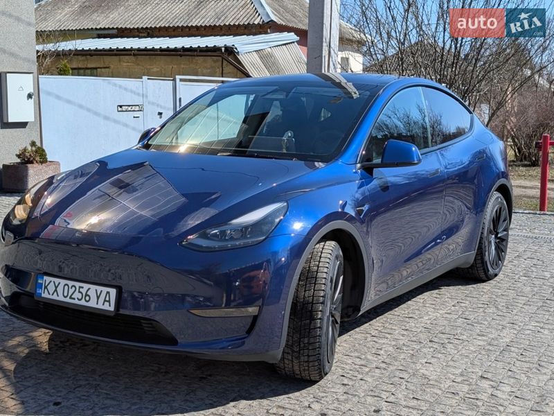 Внедорожник / Кроссовер Tesla Model Y 2024 в Харькове