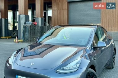 Позашляховик / Кросовер Tesla Model Y 2021 в Одесі