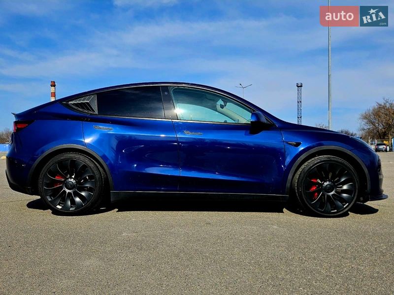 Внедорожник / Кроссовер Tesla Model Y 2023 в Днепре фото 15 Внедорожник / Кроссовер Tesla Model Y 2023 в Днепре