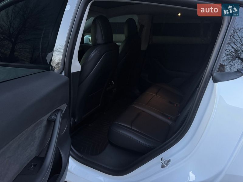 Внедорожник / Кроссовер Tesla Model Y 2022 в Харькове фото 22 Внедорожник / Кроссовер Tesla Model Y 2022 в Харькове