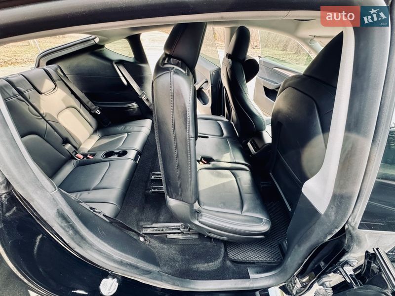Внедорожник / Кроссовер Tesla Model Y 2023 в Днепре фото 13 Внедорожник / Кроссовер Tesla Model Y 2023 в Днепре