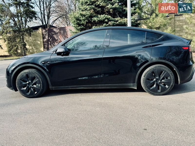 Внедорожник / Кроссовер Tesla Model Y 2023 в Днепре фото 18 Внедорожник / Кроссовер Tesla Model Y 2023 в Днепре