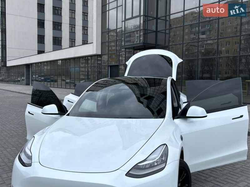 Внедорожник / Кроссовер Tesla Model Y 2023 в Днепре фото 45 Внедорожник / Кроссовер Tesla Model Y 2023 в Днепре