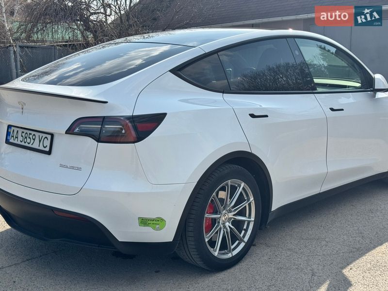 Внедорожник / Кроссовер Tesla Model Y 2023 в Киеве фото 5 Внедорожник / Кроссовер Tesla Model Y 2023 в Киеве