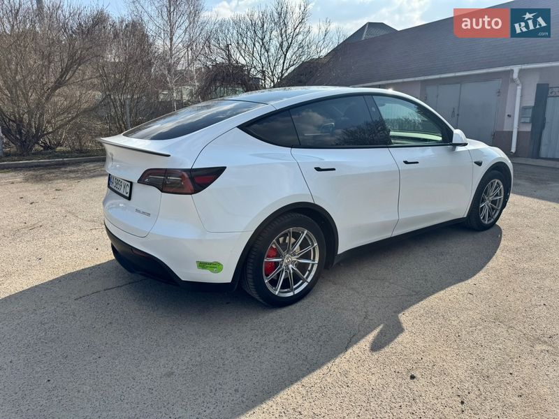 Внедорожник / Кроссовер Tesla Model Y 2023 в Киеве фото 12 Внедорожник / Кроссовер Tesla Model Y 2023 в Киеве