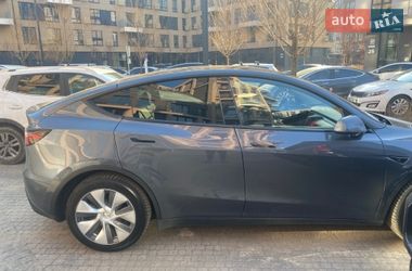 Внедорожник / Кроссовер Tesla Model Y 2022 в Киеве